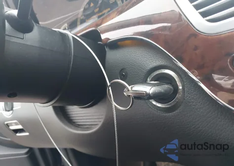 2008 Mercedes-Benz S 550 z USA, uszkodzony, nr VIN WDDNG71X18A160518